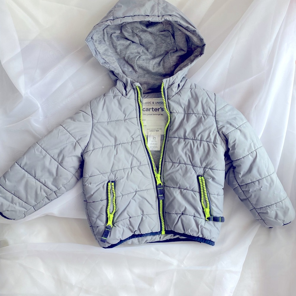 Very Nice Children’s Carter’s Puffy Jacket Size 2t.